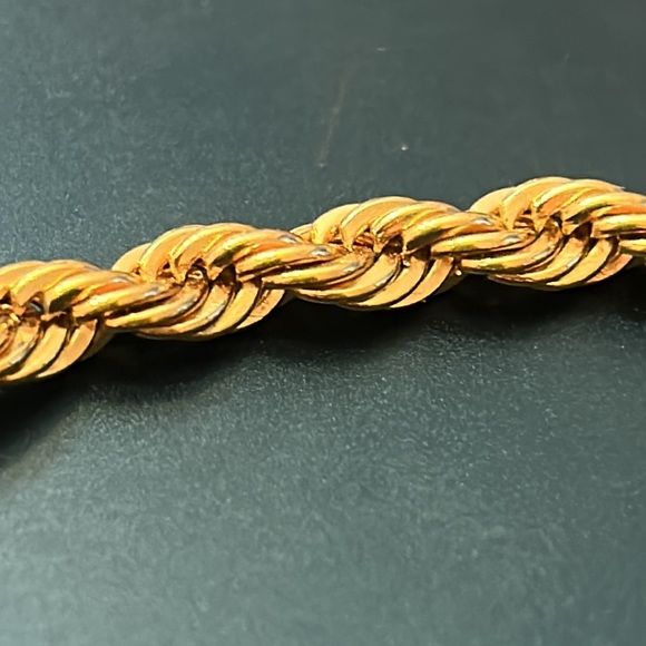 Vintage Napier Gold Tone Rope Bracelet 7.5’ - Picture 4 of 6